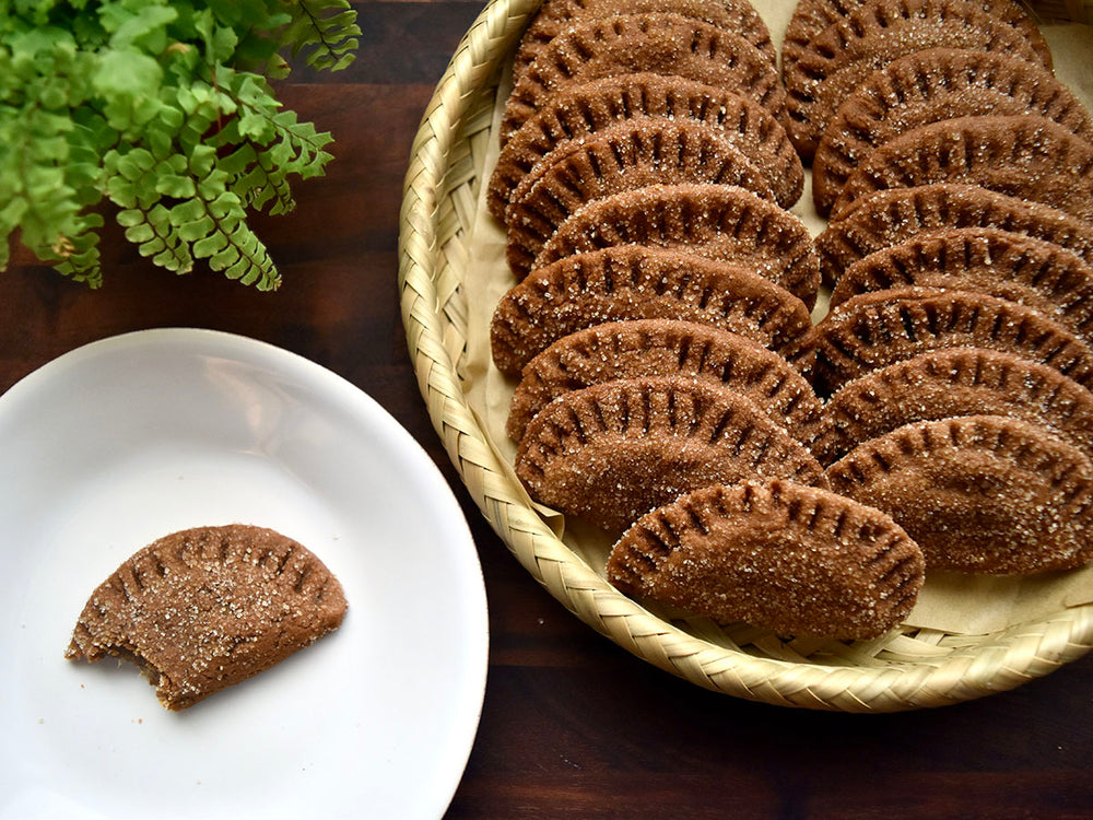 Margaret's Date-Filled Molasses Cookies