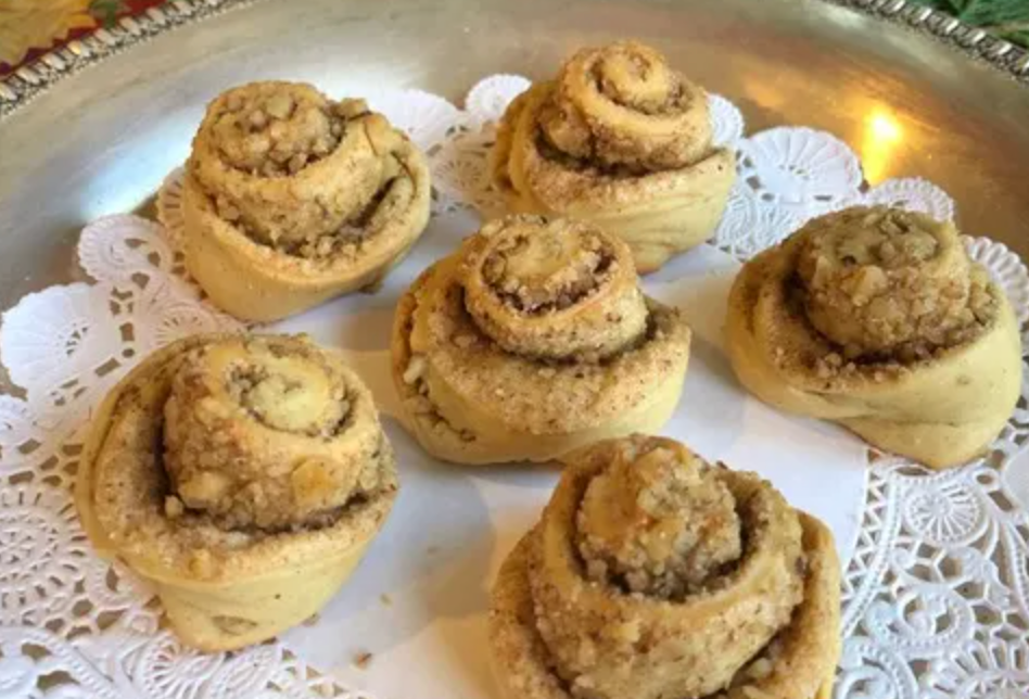 Nonna's Italian Rose Christmas Cookies